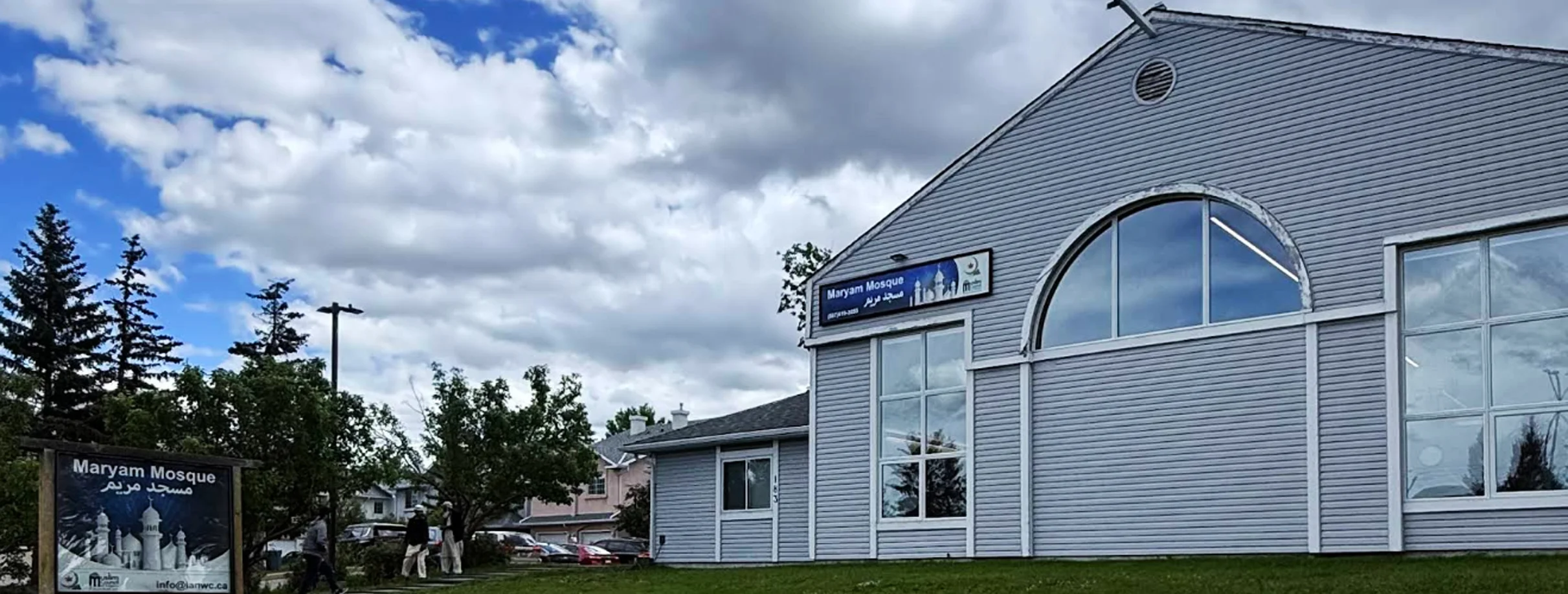 Exterior view of Maryam Masjid Calgary building